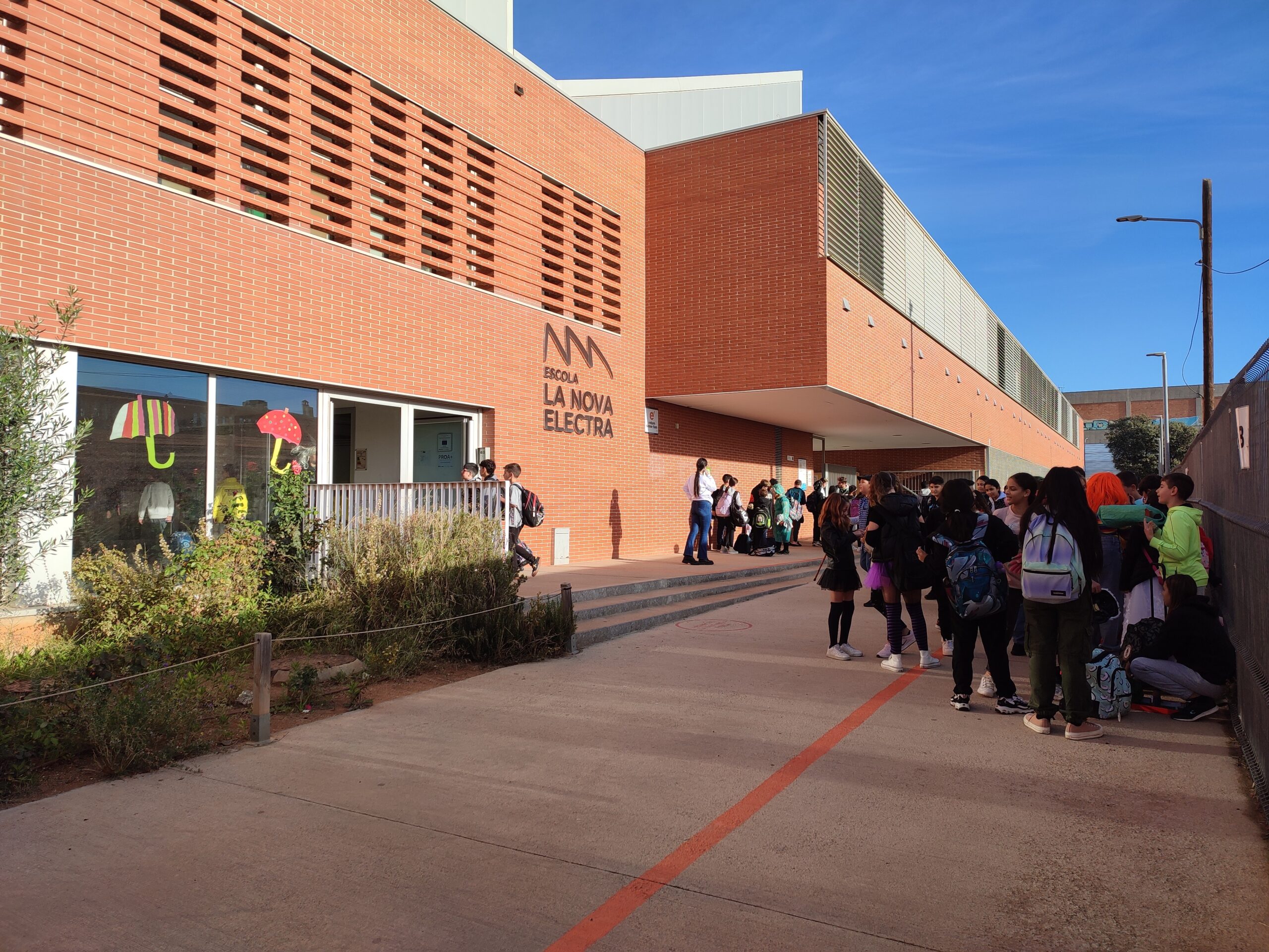 escola-la-nova-electra-komtu